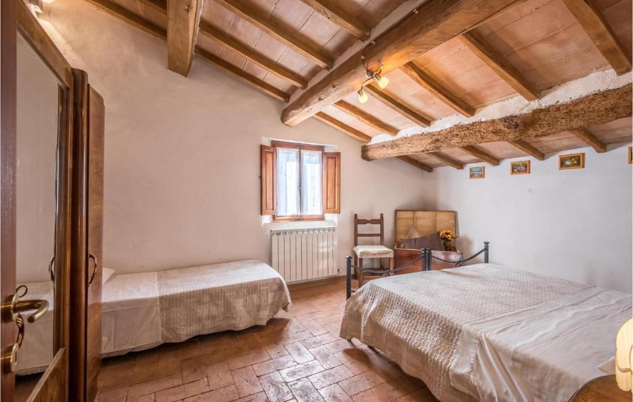 Gorgeous Home In Montalcino With Kitchen Kültér fotó